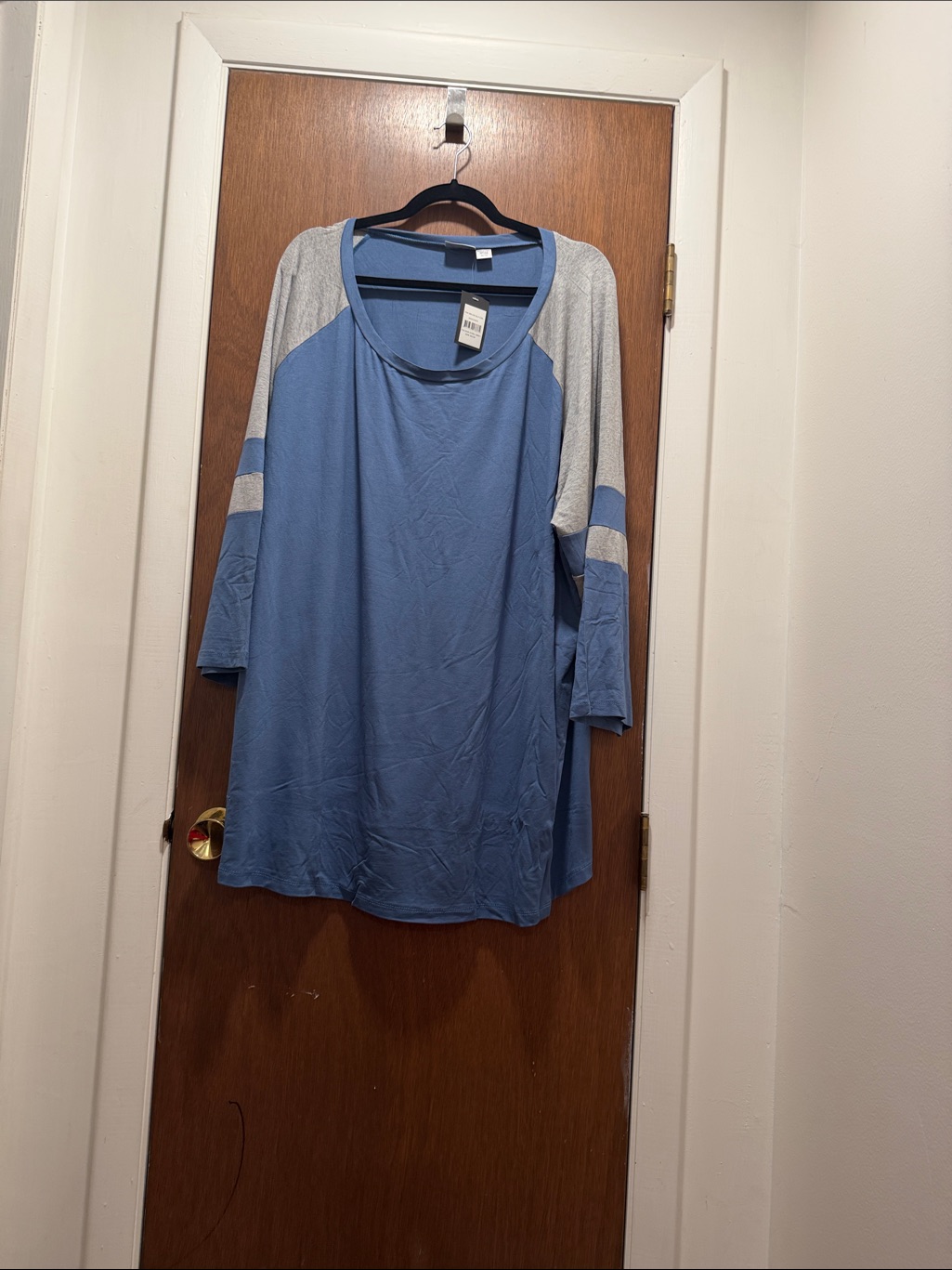 Avenue Blue And Gray Raglan Jersey Top